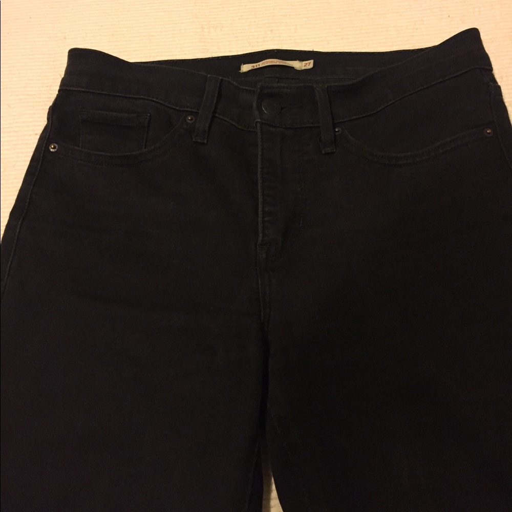 Levi’s 311 shaping skinny black denim pants